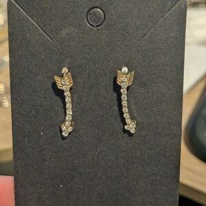 Golden Sparkle Arrow Earrings Crawlers